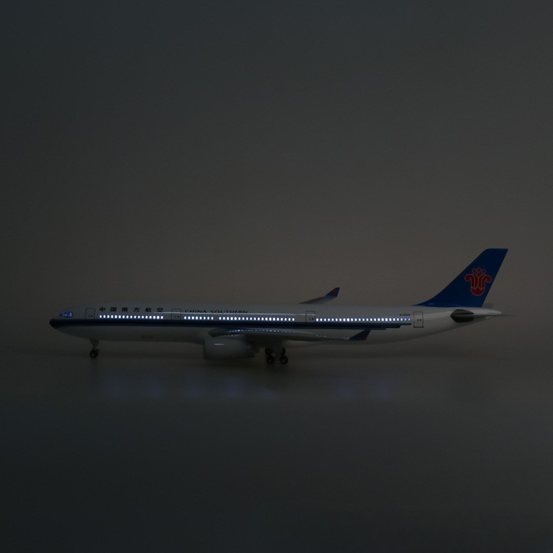 47cm China Southern A330 Simul - огляд і ціна Model Kit Simulator