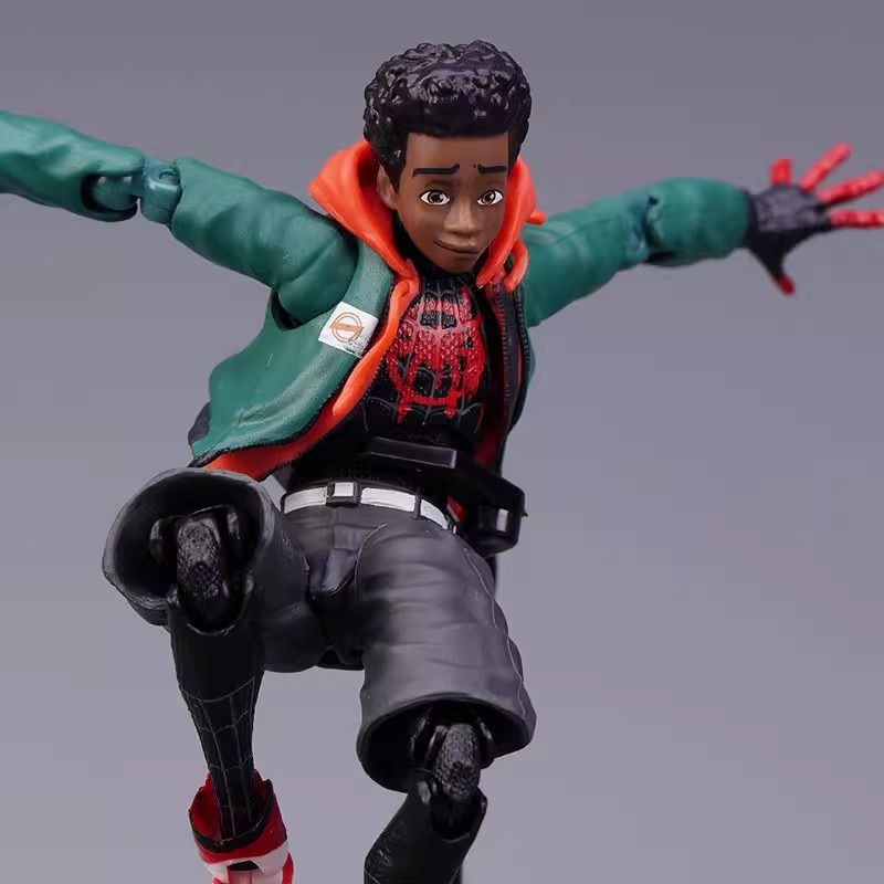 Miles Morales Spider Man Acros - огляд і ціна Model Kit Thousand Sunny