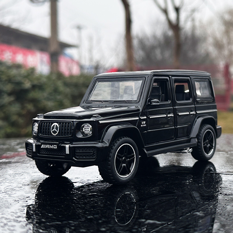 1:32 Benz G63 SUV Alloy Model  - огляд і ціна Model Kit Porsche 911