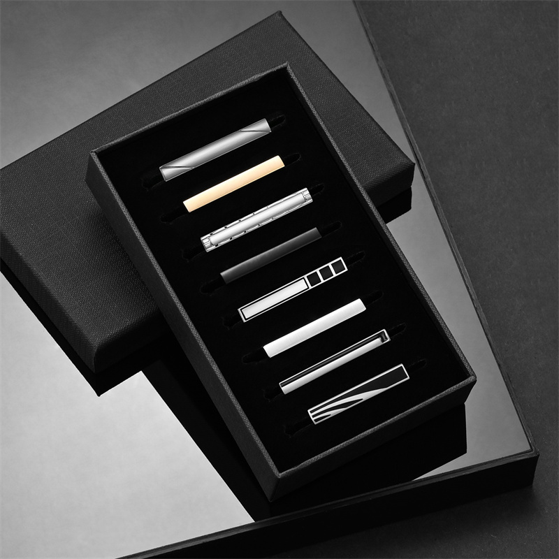 8 PCS Short Tie Clips Set With - огляд і ціна Model Kit Iron Man