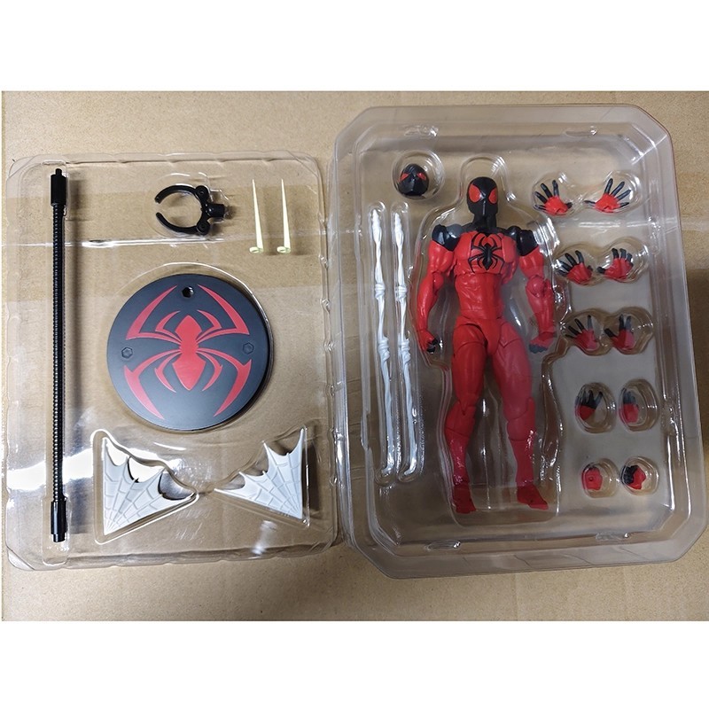 Hot Toys Superior Spider-Man M - огляд і ціна Model Kit Thousand Sunny